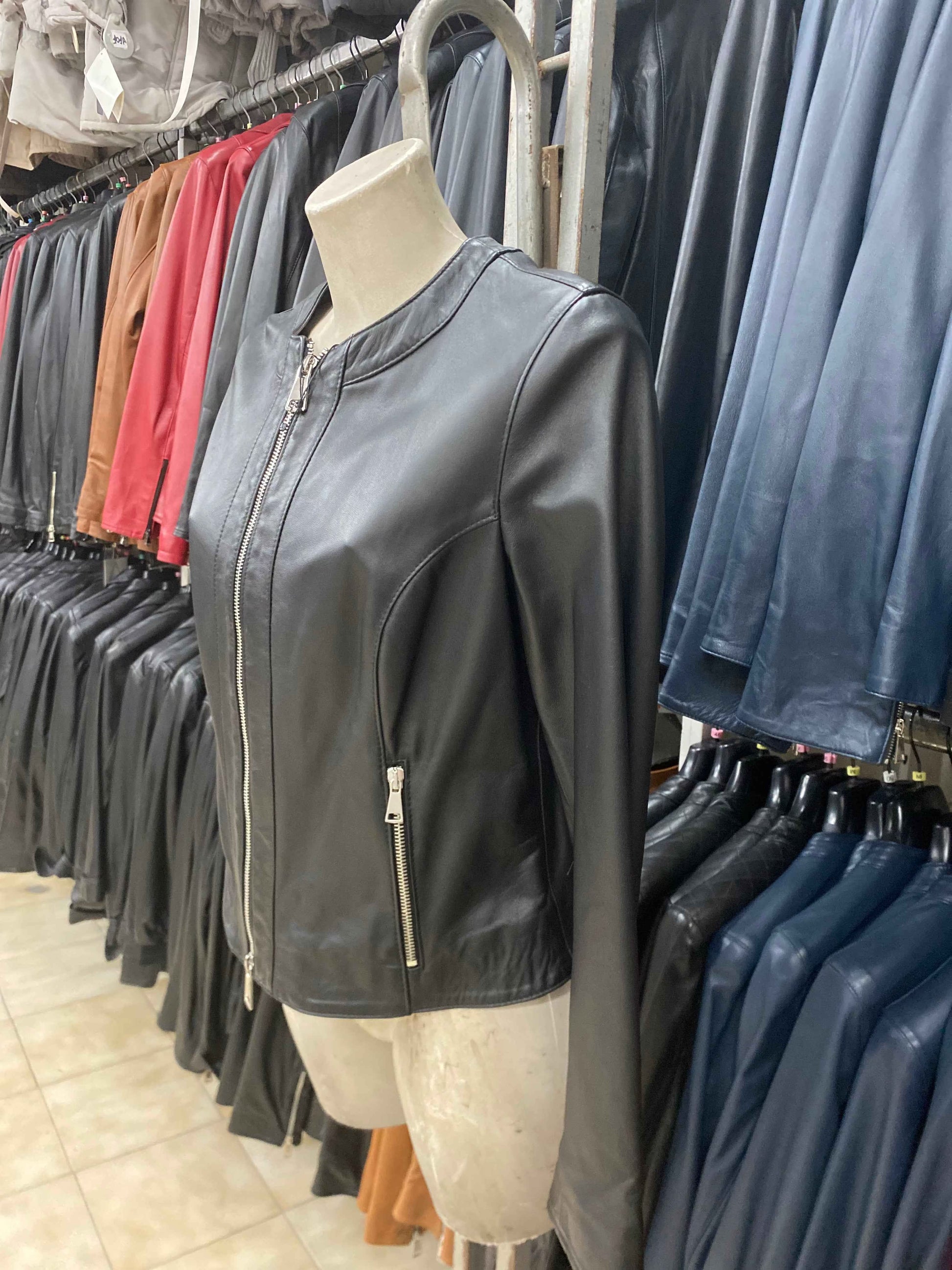 Giubbino in Vera Pelle da Donna – Modello Chanel | Made in Italy