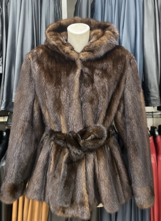 Pelliccia di Visone da Donna – Marrone | Made in Italy